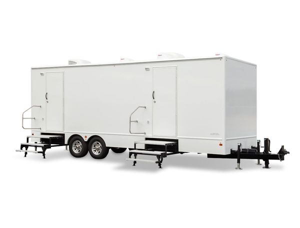 8-Station Shower Trailer
