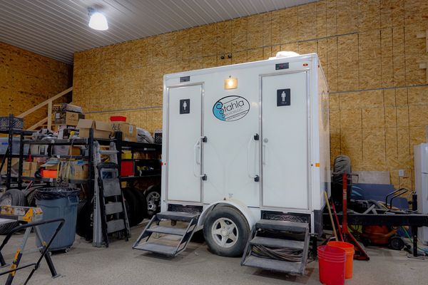 Jag 2018 2 Stall Restroom Trailer – 4 Season Package